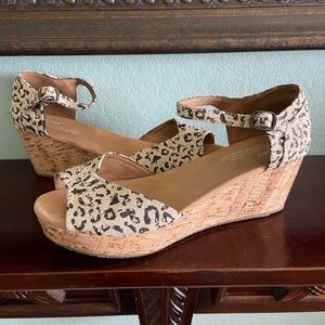 Toms Animal Wedges